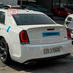 کرایسلەر 300